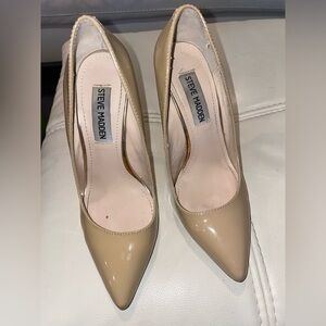 Steve Madden Nude Heels - Size 5.5 EUC
